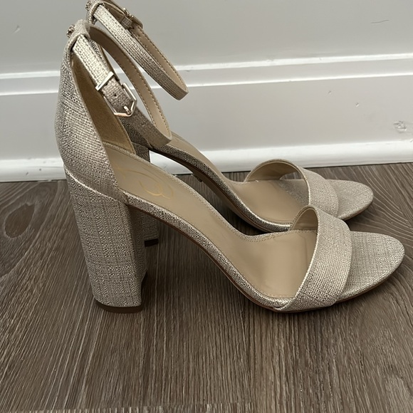 Sam Edelman gold block heel sandals/ worn once and perfect for wedding season! - Picture 4 of 10